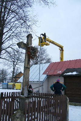 Zátiší s křížkem
